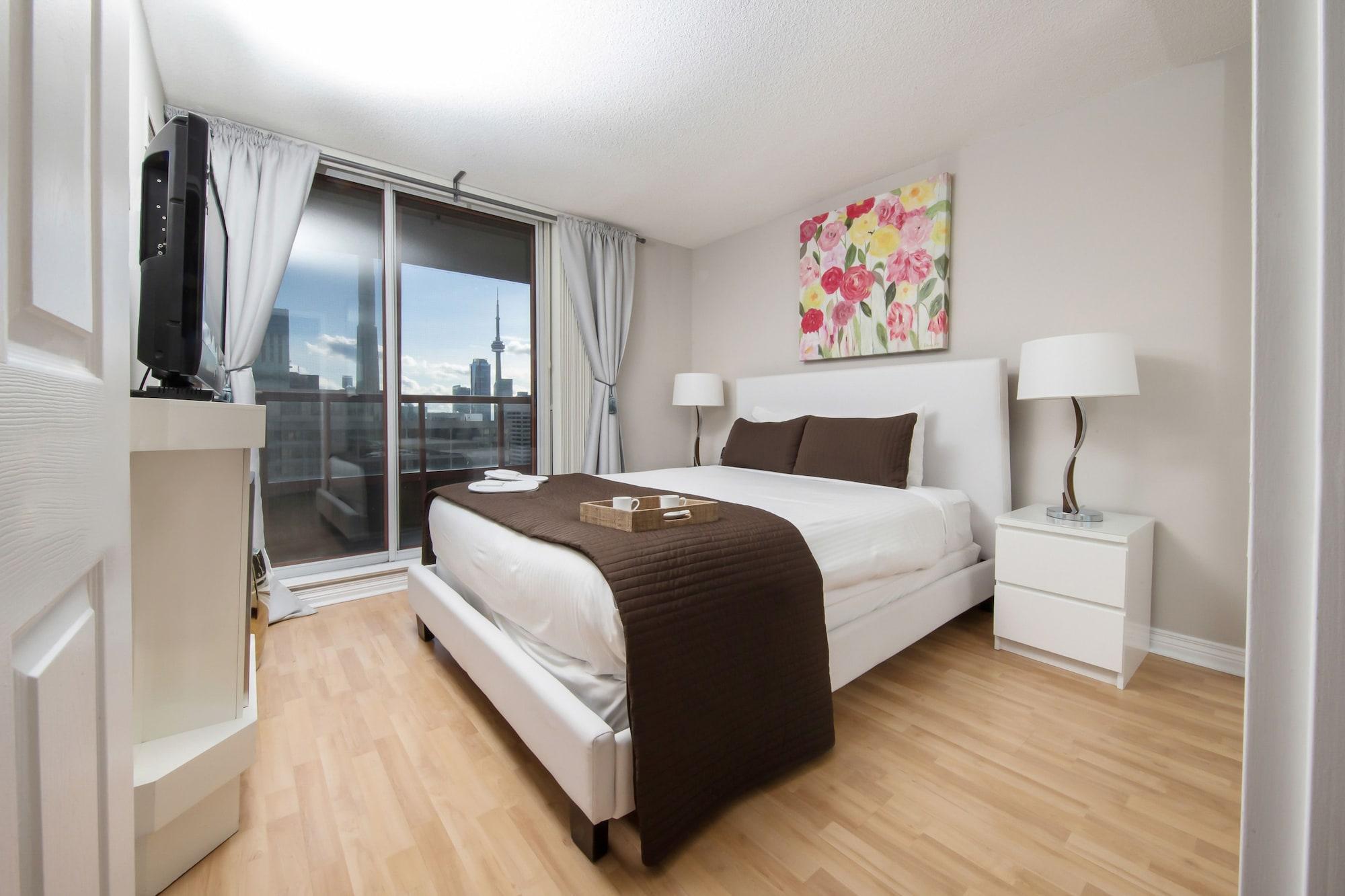 Canada Suites On Bay, Established 1998 Торонто Экстерьер фото